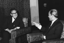 Mỹ bỏ rơi chính quyền Sài Gòn trước giải phóng như thế nào?