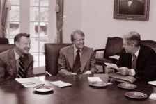Cơ hội thiết lập quan hệ ngoại giao Việt Nam – Hoa Kỳ năm 1978 đã bị chính quyền Carter chối bỏ như thế nào?