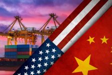 Tổng thống Trump nói rằng thuế quan đang khiến các công ty rời khỏi Trung Quốc, và thỏa thuận giữa hai nước không thể là 50-50