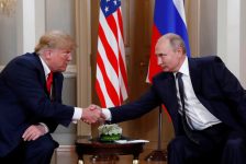 Lý do Tổng thống Trump họp riêng 2 tiếng với ông Putin trong phòng kín