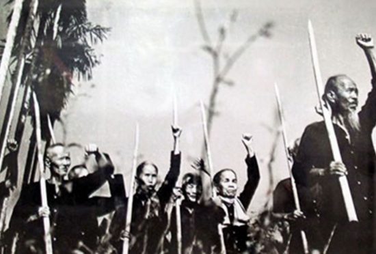 Thời kỳ tiền khởi nghĩa và Cách mạng Tháng Tám năm 1945 qua tài liệu của Pháp