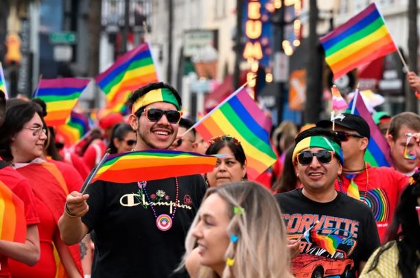 Ngày Quốc tế Phụ nữ nghĩ về bản dạng giới hiện nay