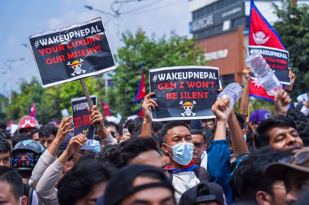 Vai trò của gen Z đối với các cuộc “cách mạng màu”