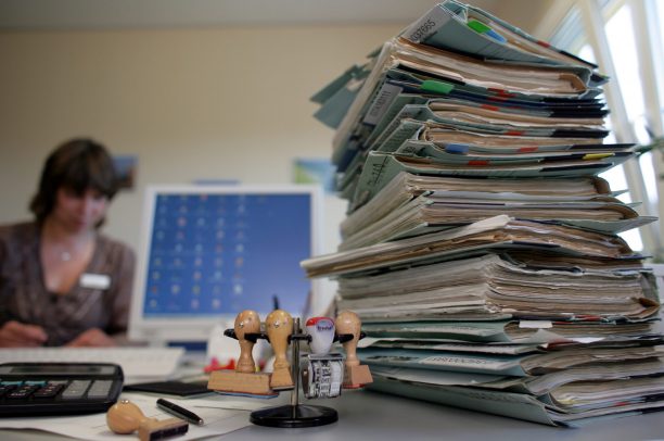 Đổi mới, sắp xếp tổ chức bộ máy của hệ thống chính trị quốc gia là xu thế của thời đại