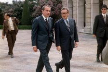 Tài liệu giải mật: Nixon, Kissinger và những kế hoạch theo chiến lược “Kẻ điên rồ”  trong năm 1969