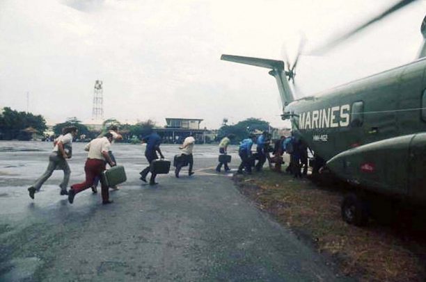 Việt Nam trên báo - Mỹ Cuộc di tản: Chiếc trực thăng cuối cùng rời Sài Gòn