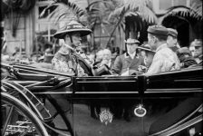 Vua Khải Định và chuyến công du sang Pháp dự hội chợ thuộc địa Marseille