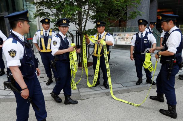 Nhiều trẻ em bị đâm dao gần Tokyo