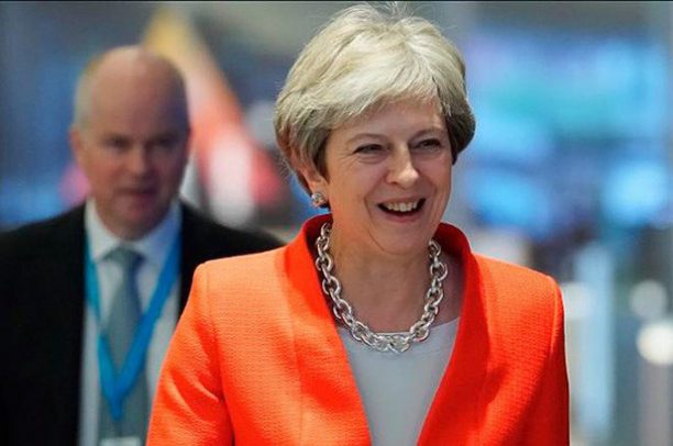 Hỗn loạn vì Brexit, quân đội Anh chuẩn bị đồng loạt xuống đường?