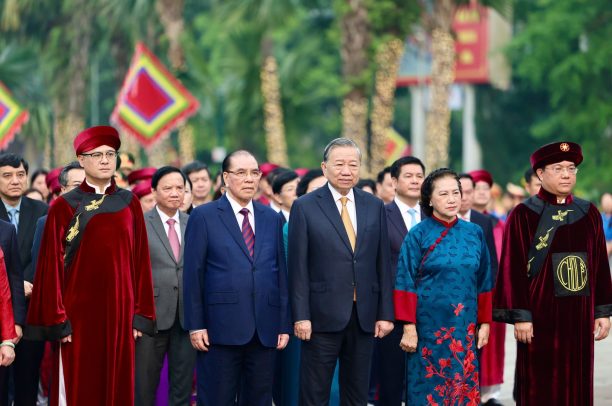 Những thông điệp có ý nghĩa lớn từ hoạt động tri ân kỷ niệm Ngày Giải phóng miền Nam, thống nhất đất nước