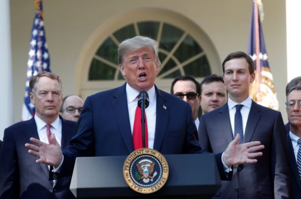 Sau hiệp định tay ba, ông Trump càng mạnh tay hơn với Trung Quốc?