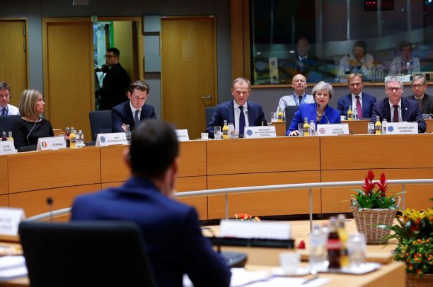 Ba kịch bản của Anh sau 'nỗi nhục' kế hoạch Brexit bị quốc hội bác